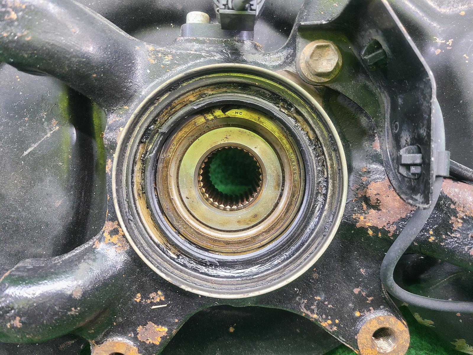 View Auto part Right Front Hub Assembly Toyota Prado 2004
