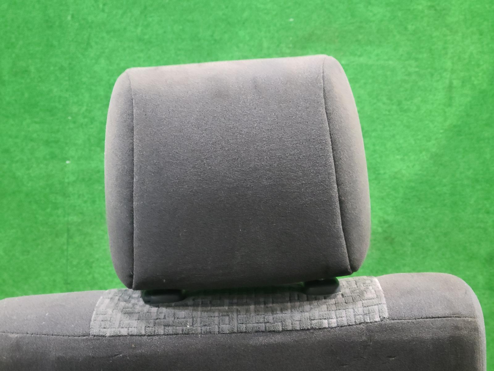 View Auto part 2nd Seat (Rear Seat) Toyota Prado 2004