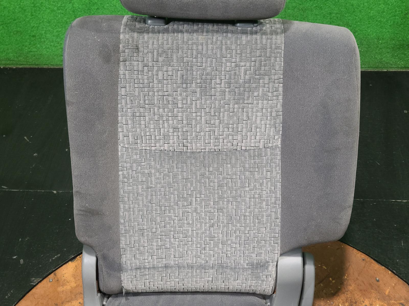 View Auto part 2nd Seat (Rear Seat) Toyota Prado 2004