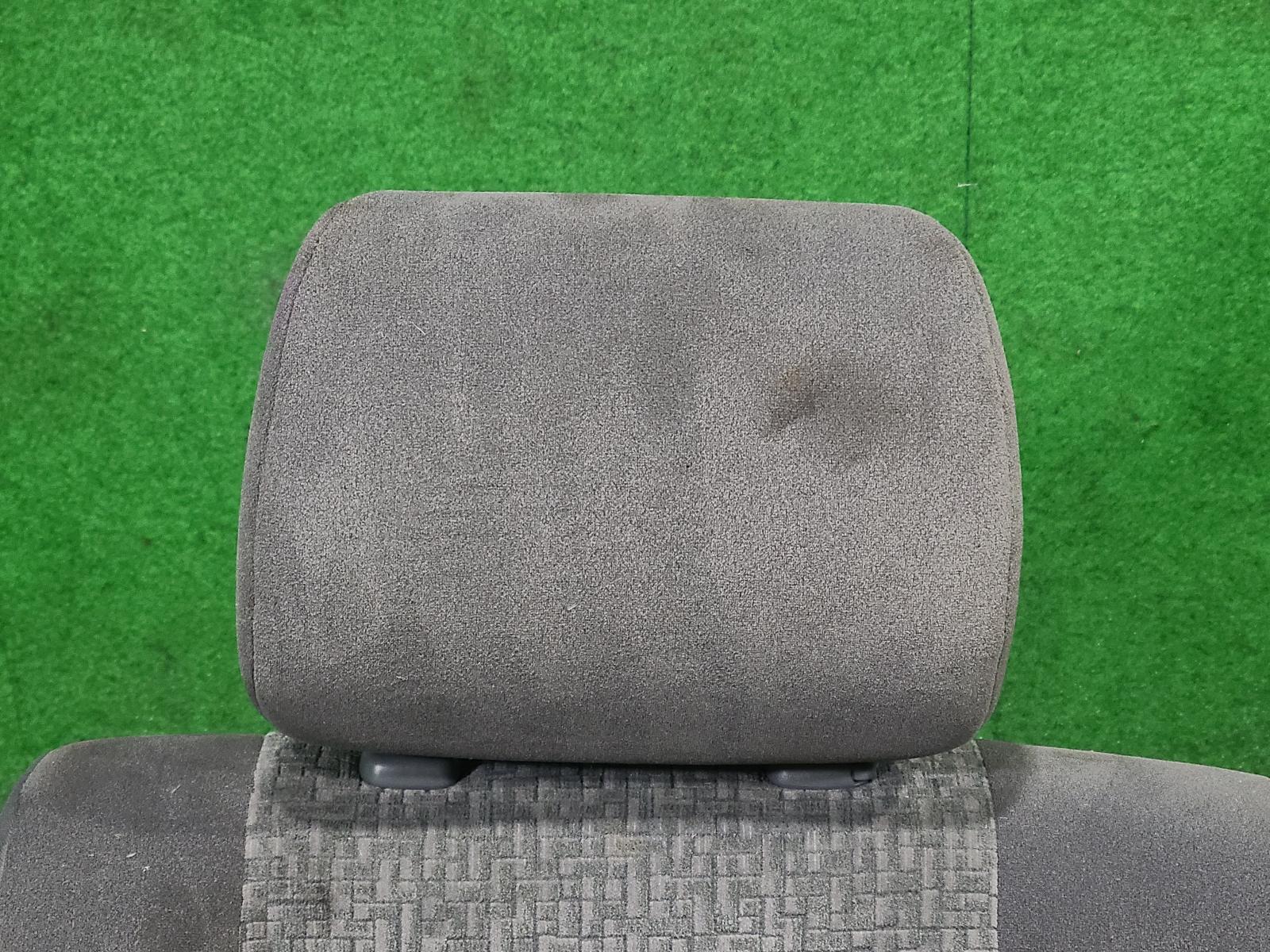 View Auto part 2nd Seat (Rear Seat) Toyota Prado 2004