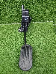 View Auto part Pedal Assembly Toyota Hilux 2017
