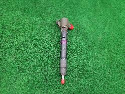View Auto part Fuel Injector Toyota Hilux 2016