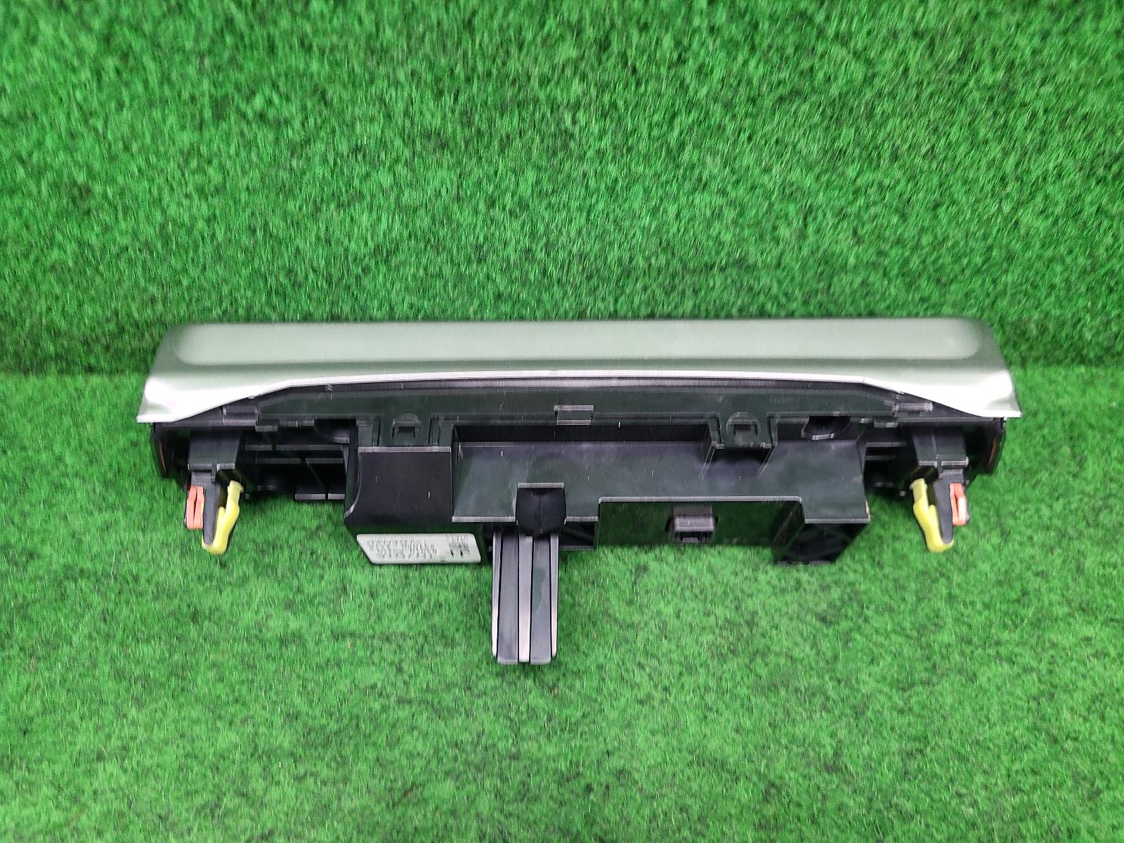 2021 Toyota Prado Heater/Ac Controls View Auto part Heater/Ac Controls Toyota Prado 2021