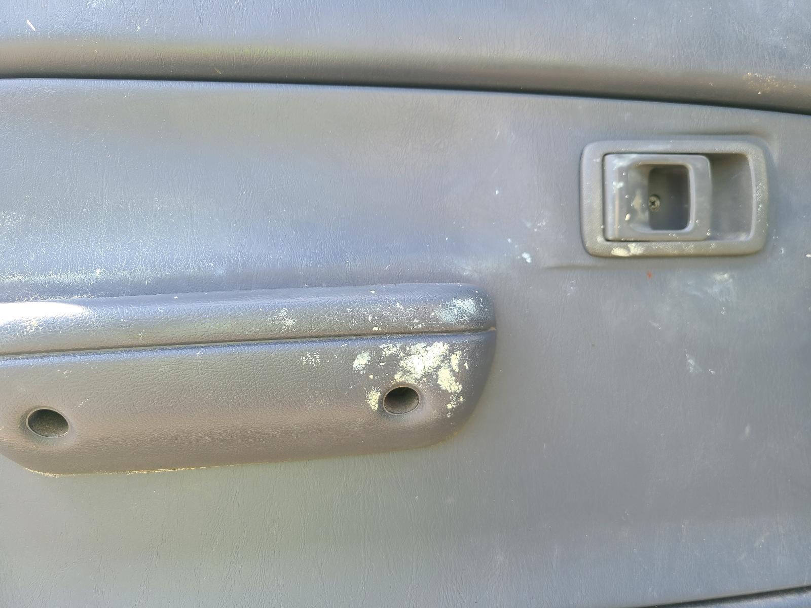 View Auto part Left Front Door Toyota Hilux 2001