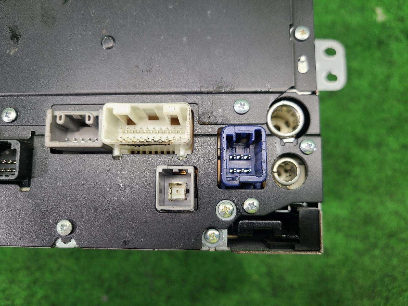 View Auto part Radio/Cd/Dvd/Sat/Tv Toyota Prado 2006