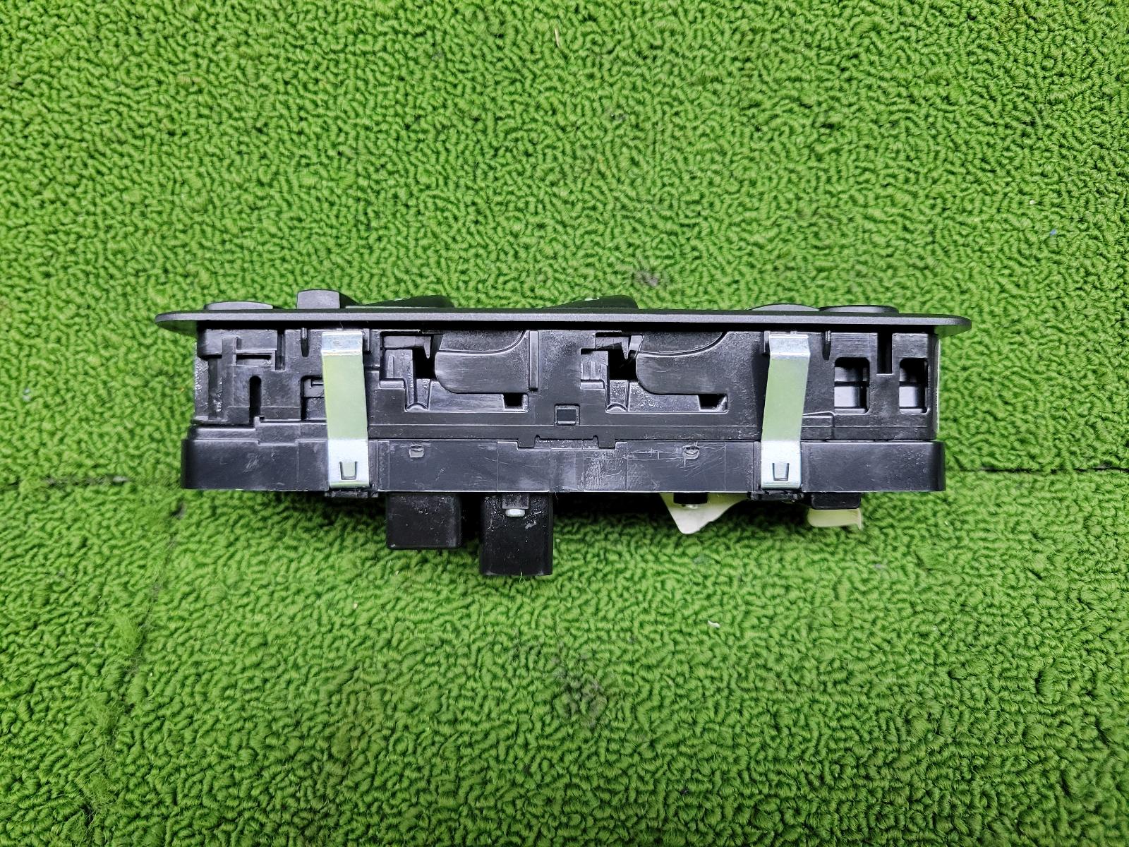 View Auto part Pwr Dr Wind Switch Ram 1500 2018