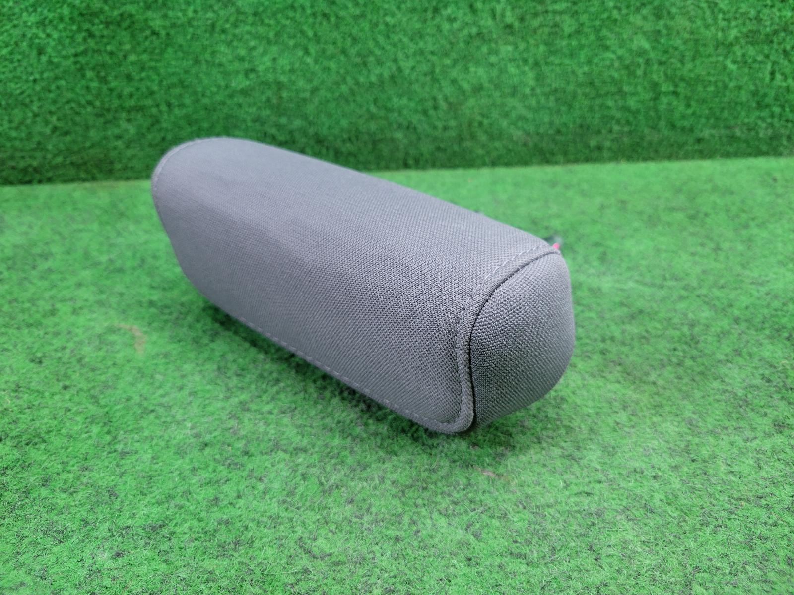 View Auto part Headrest Ram 1500 2018
