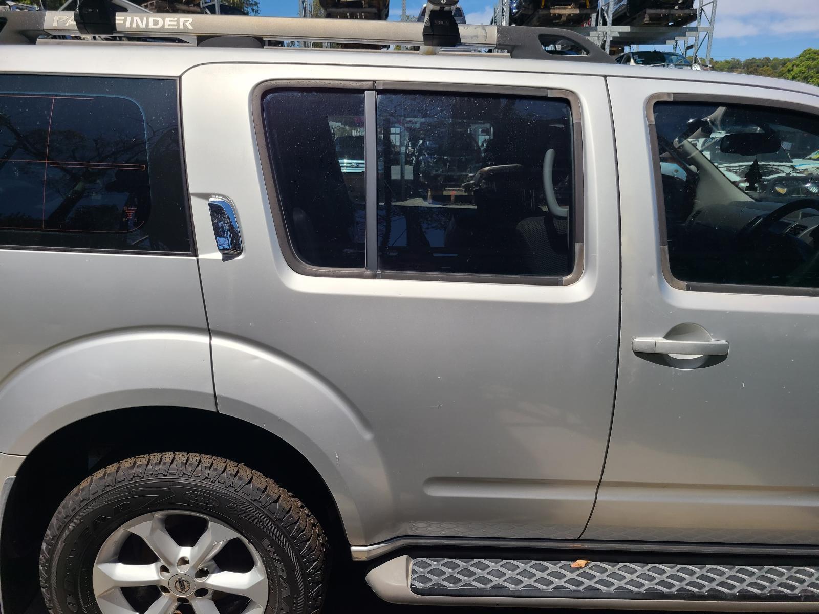 View Auto part Right Rear Door Sliding Nissan Pathfinder 2008