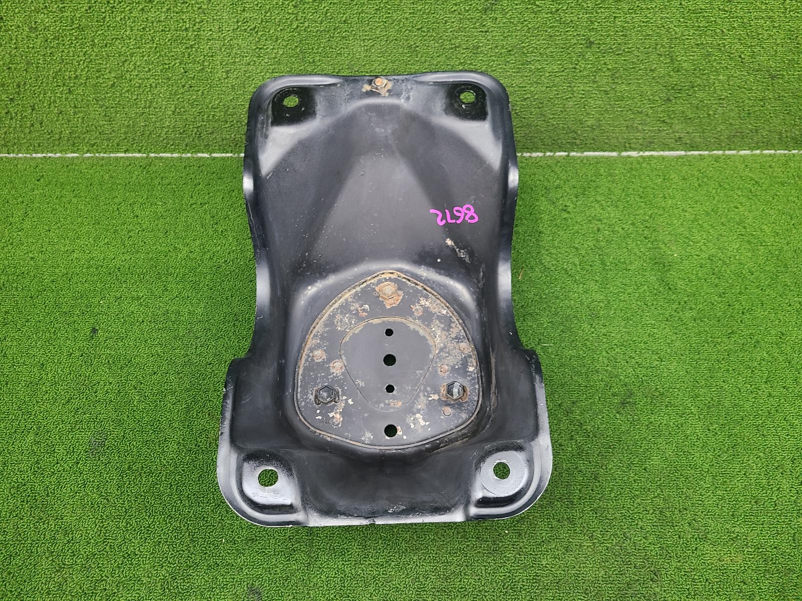 1998 Toyota Prado Spare Wheel Carrier View Auto part Spare Wheel Carrier Toyota Prado 1998