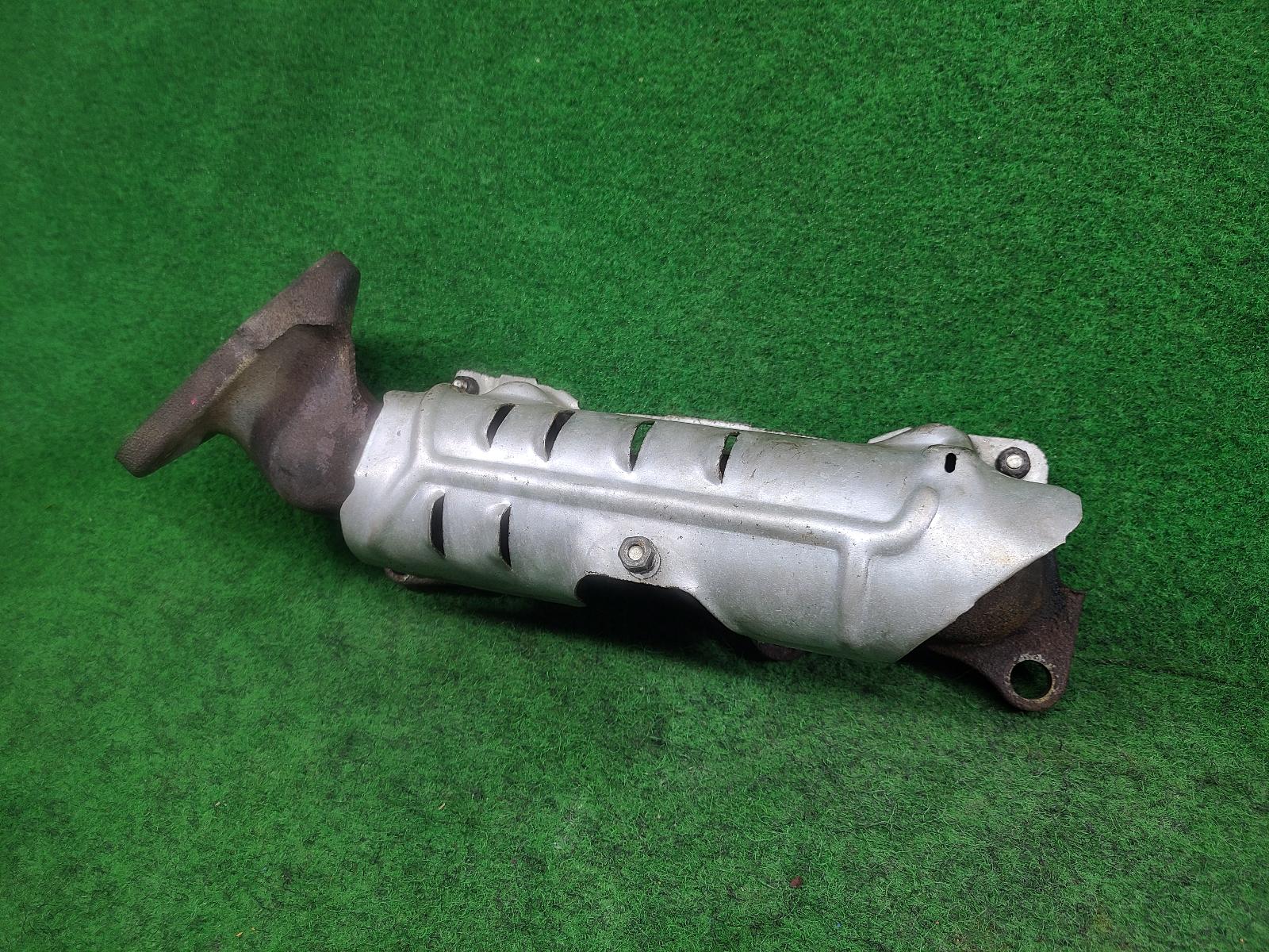 1998 Toyota Prado Manifold View Auto part Manifold Toyota Prado 1998