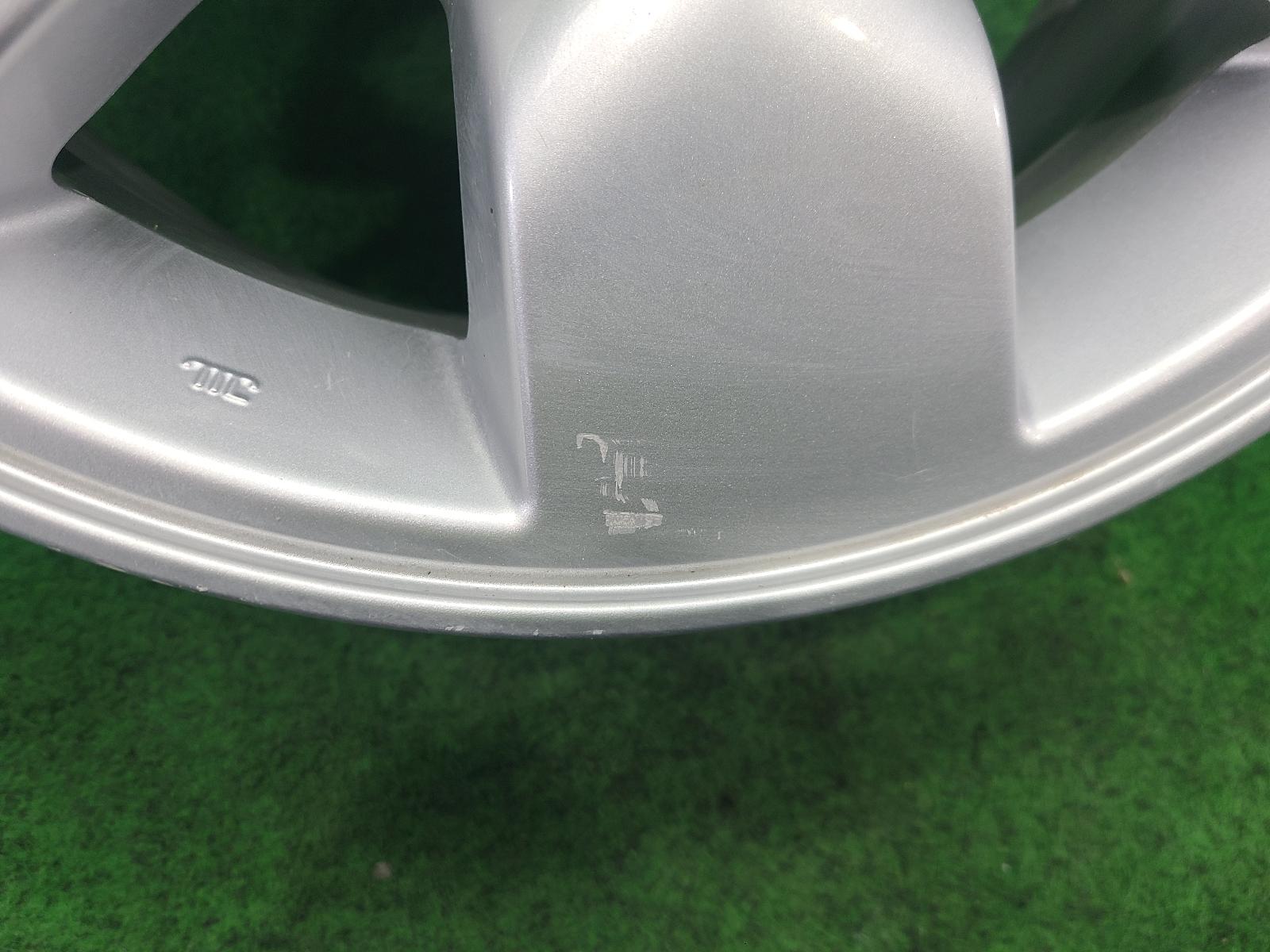 View Auto part Wheel Mag Toyota Hilux 2008