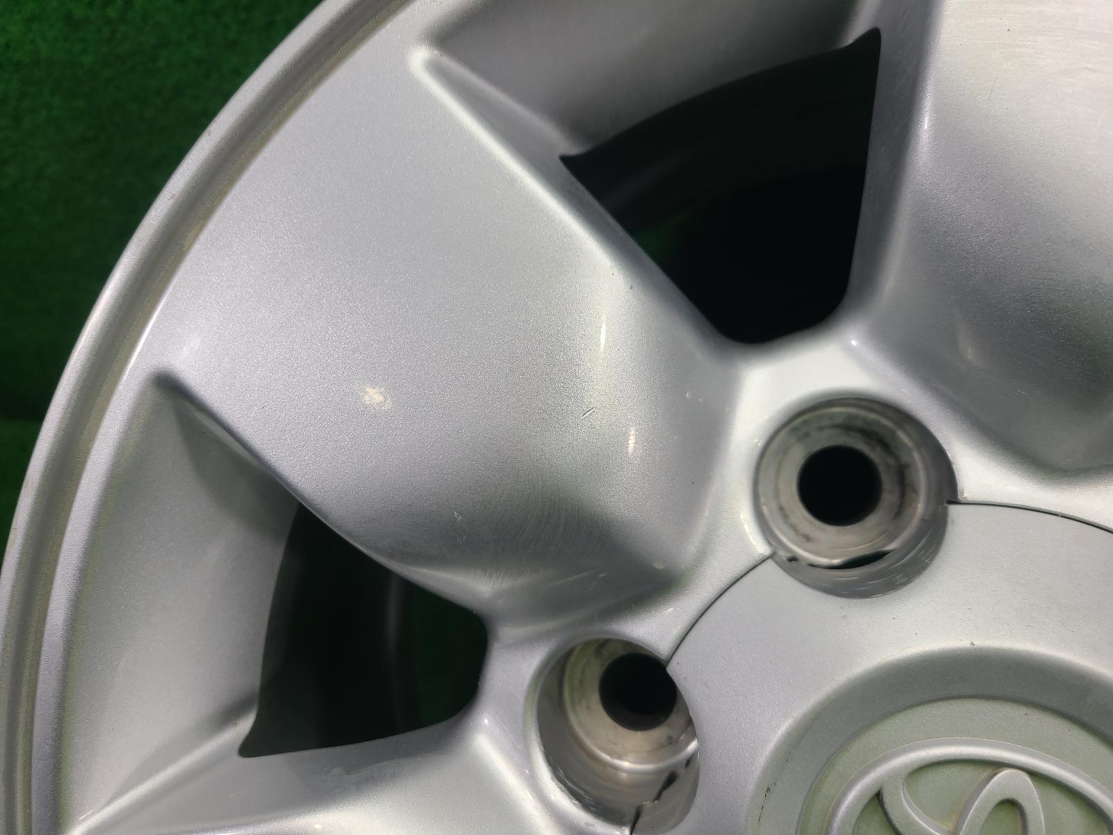 View Auto part Wheel Mag Toyota Hilux 2008