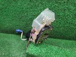 View Auto part Door/Boot/Gate Lock Toyota Landcruiser 1994