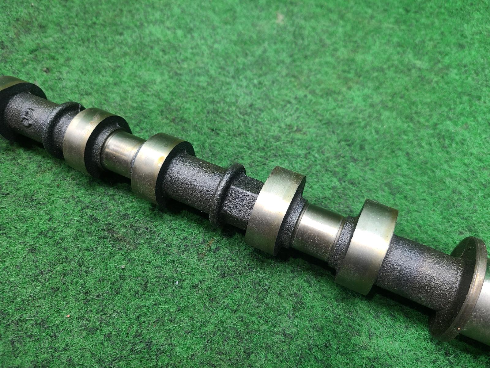 2018 Toyota Hilux Camshaft View Auto part Camshaft Toyota Hilux 2018