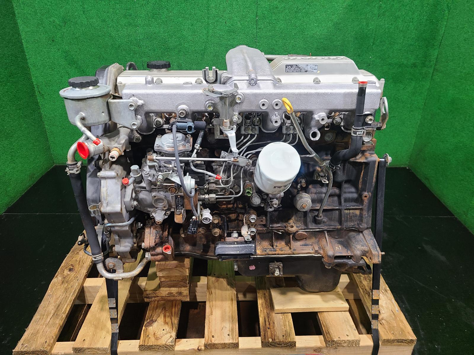 View Auto part Engine Toyota Landcruiser 2001