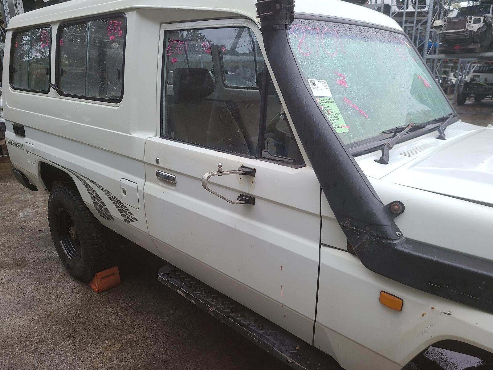 1995 Toyota Landcruiser Right Front Door View Auto part Right Front Door Toyota Landcruiser 1995