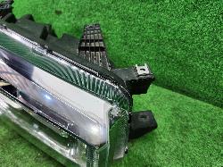 View Auto part Right Headlamp Ldv T60 2021