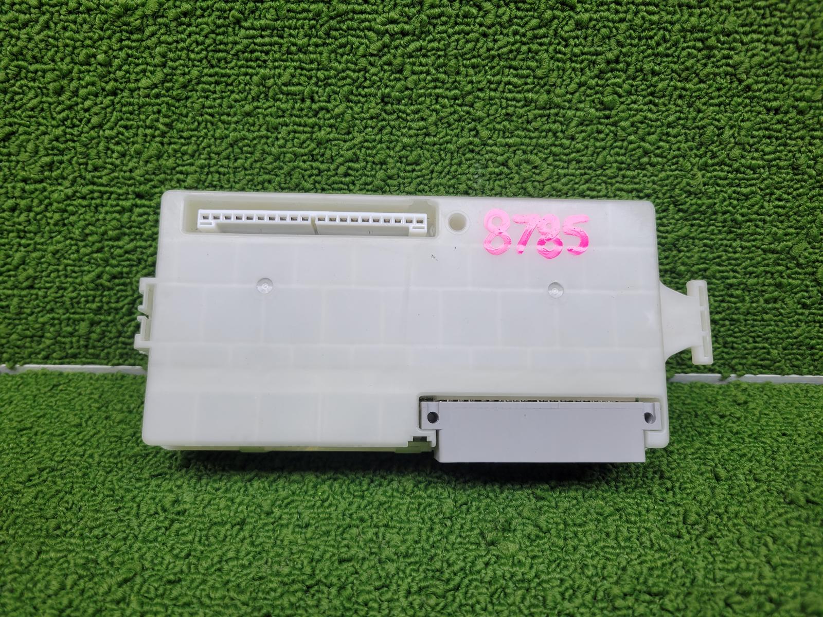 View Auto part Ecu Mitsubishi Triton 2021