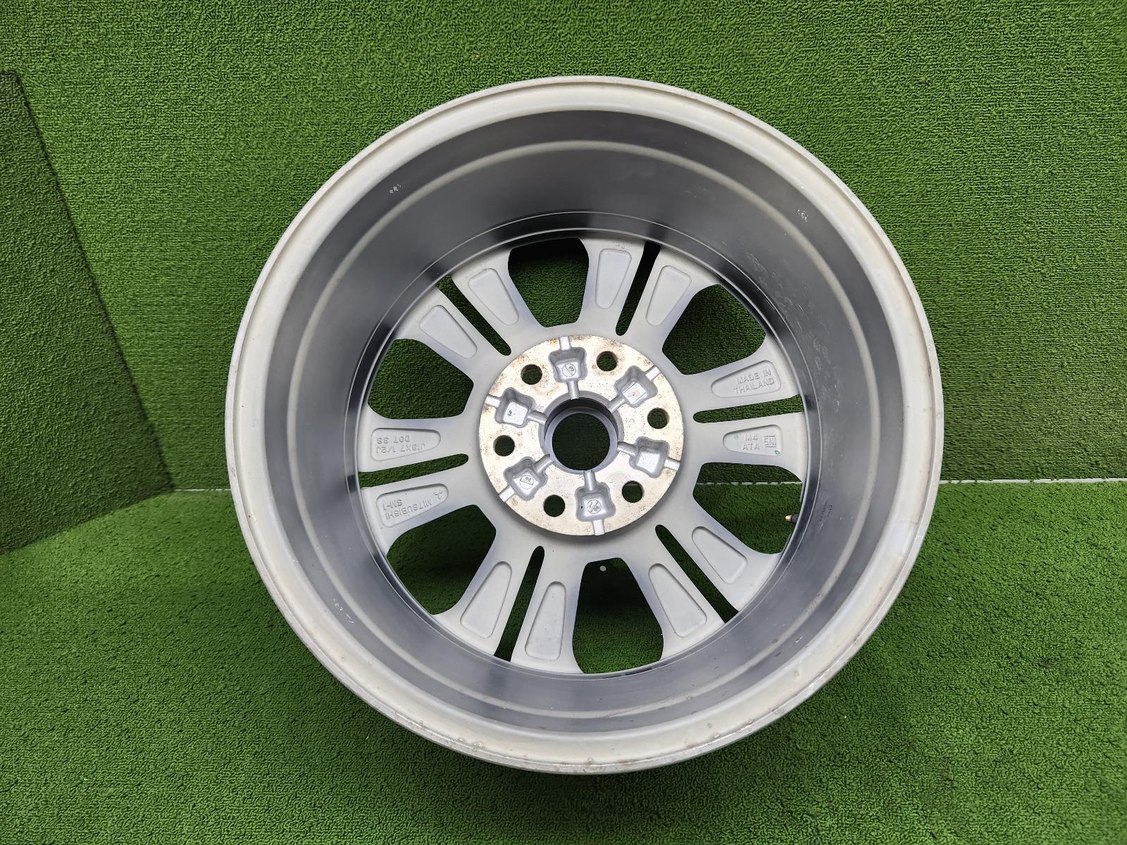 View Auto part Wheel Mag Mitsubishi Triton 2021