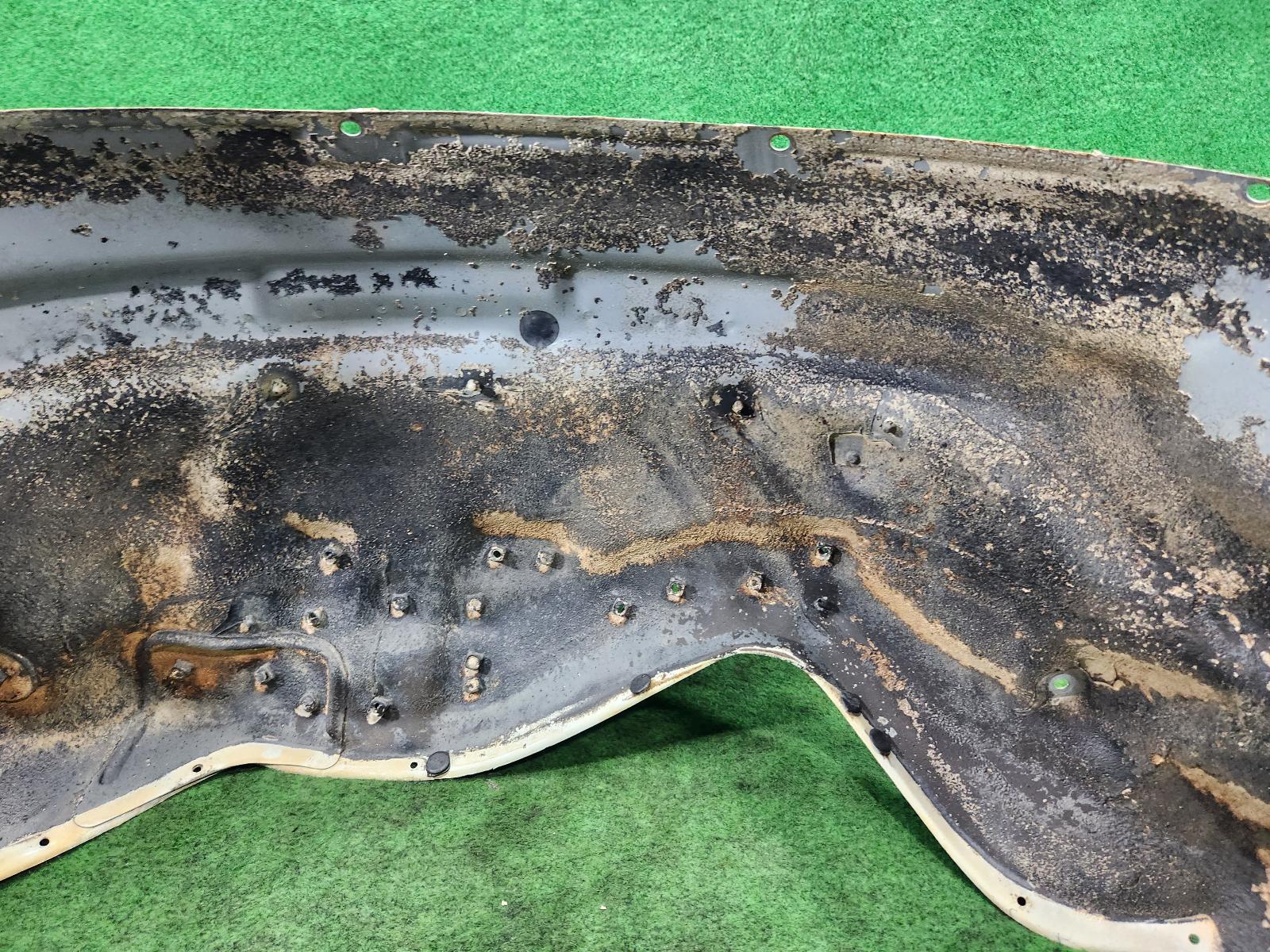 View Auto part Left Guard Liner Toyota Landcruiser 1996