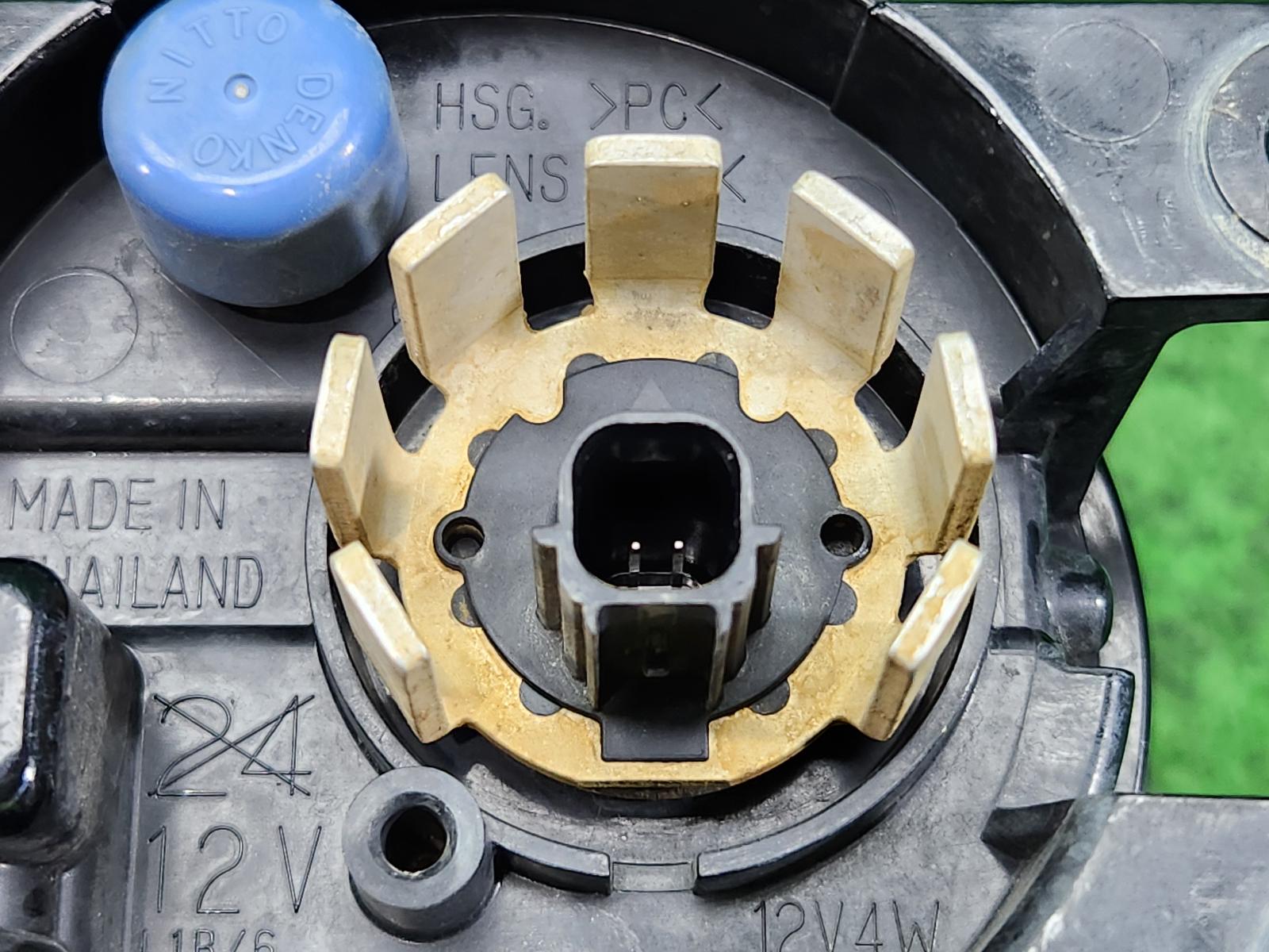 View Auto part Left Indicator/Fog/Side Isuzu Dmax 2022