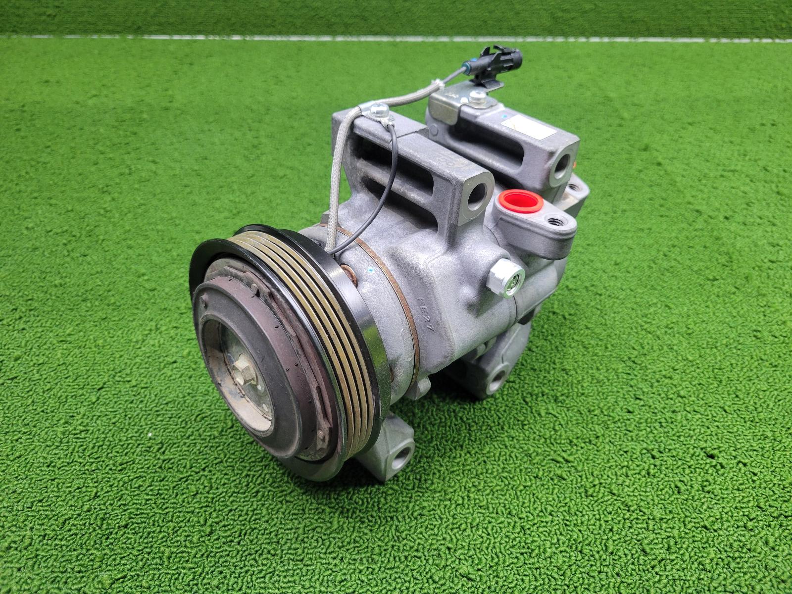 2022 Isuzu Dmax A/C Compressor View Auto part A/C Compressor Isuzu Dmax 2022