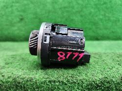 View Auto part Misc Switch/Relay Isuzu Dmax 2022