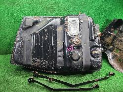 View Auto part Fuel Tank Toyota Landcruiser 1992