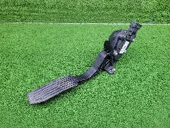 View Auto part Pedal Assembly Holden Colorado 2017