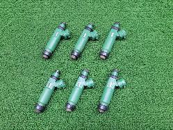 View Auto part Fuel Injector Toyota Landcruiser 1998