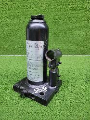 View Auto part Jack Mitsubishi Triton 2013