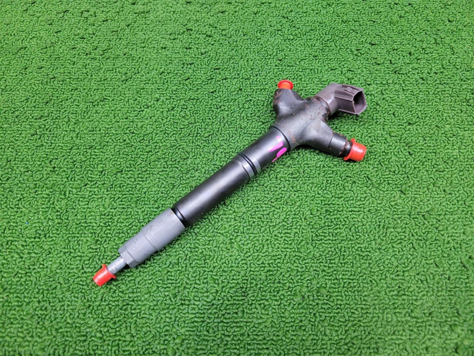 View Auto part Fuel Injector Toyota Landcruiser 2019