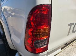 View Auto part Left Taillight Toyota Hilux 2011