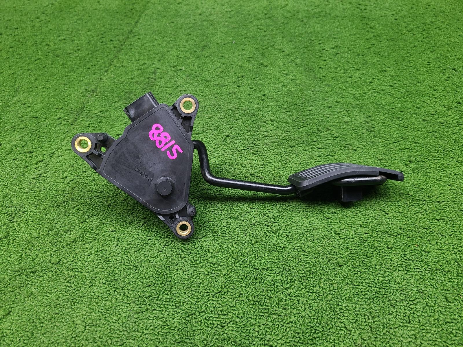 2011 Nissan Patrol Pedal Assembly View Auto part Pedal Assembly Nissan Patrol 2011