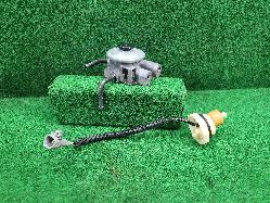 View Auto part Fuel Filter Housing Ford Ranger 2009