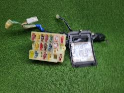 View Auto part Fuse Box Toyota Landcruiser 1993