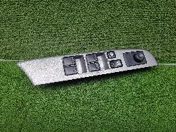 View Auto part Pwr Dr Wind Switch Nissan Navara 2004