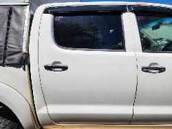 View Auto part Right Rear Door Sliding Toyota Hilux 2013