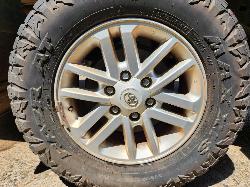 View Auto part Wheel Mag Toyota Hilux 2013
