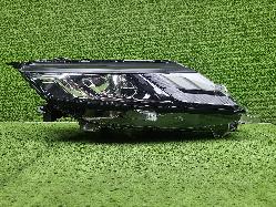 View Auto part Right Headlamp Mitsubishi Triton 2019