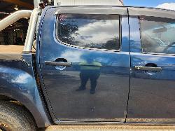 View Auto part Right Rear Door Sliding Isuzu Dmax 2014