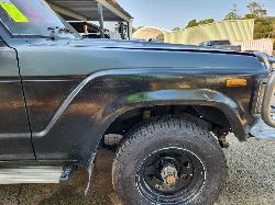 View Auto part Right Guard Toyota Landcruiser 1988