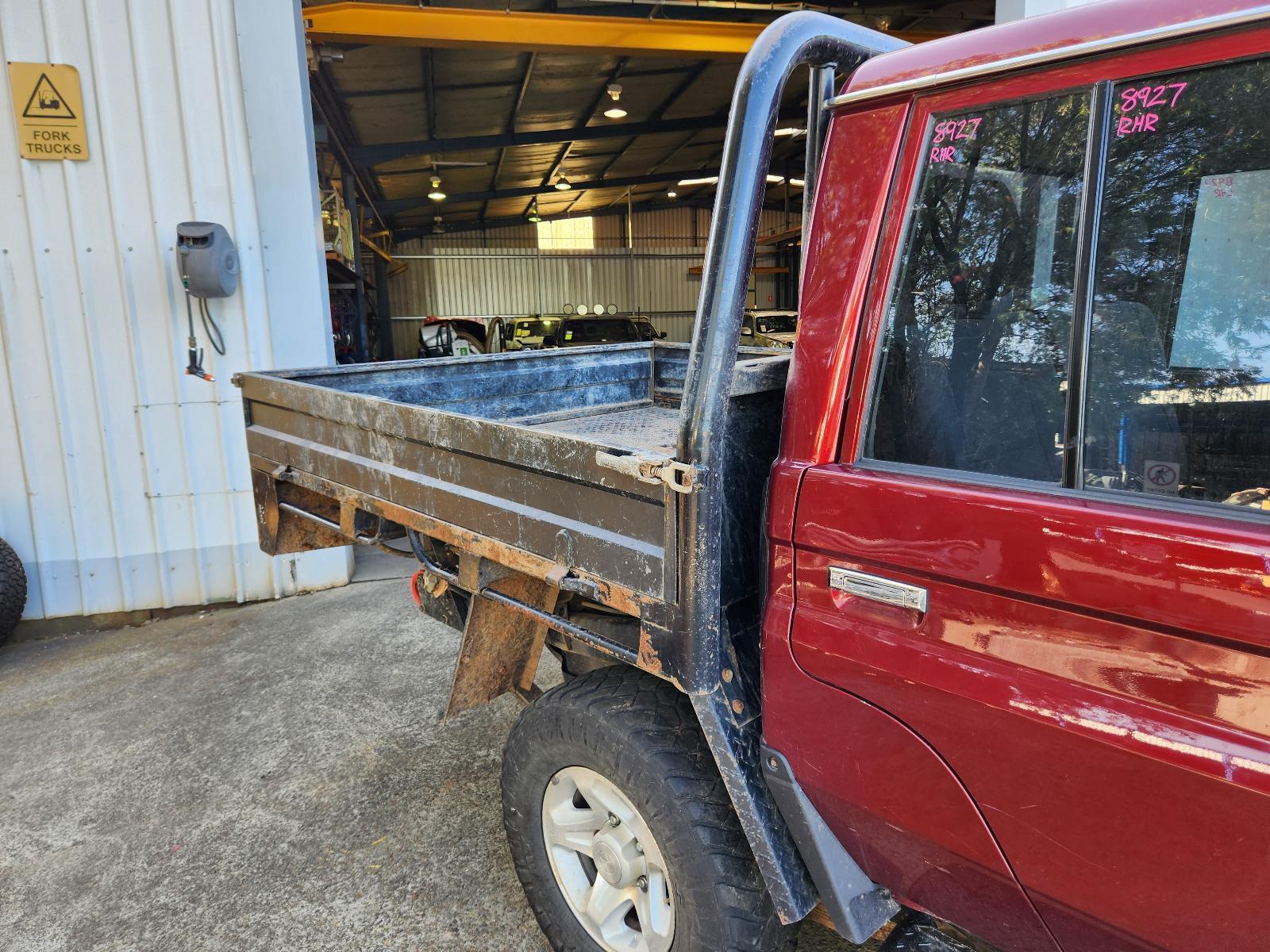 View Auto part Ute Back Toyota Landcruiser 2022