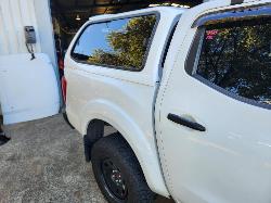 View Auto part Tonneau/Cover Nissan Navara 2021