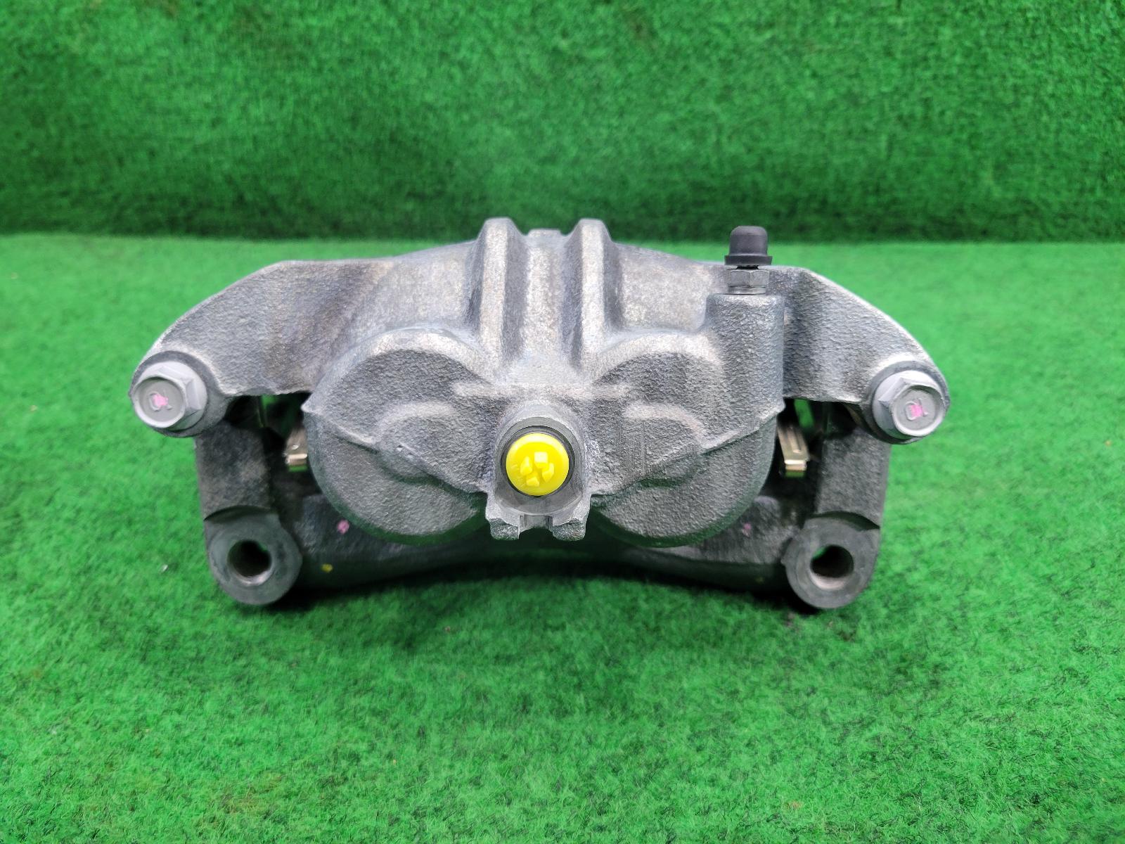 View Auto part Caliper Nissan Navara 2021