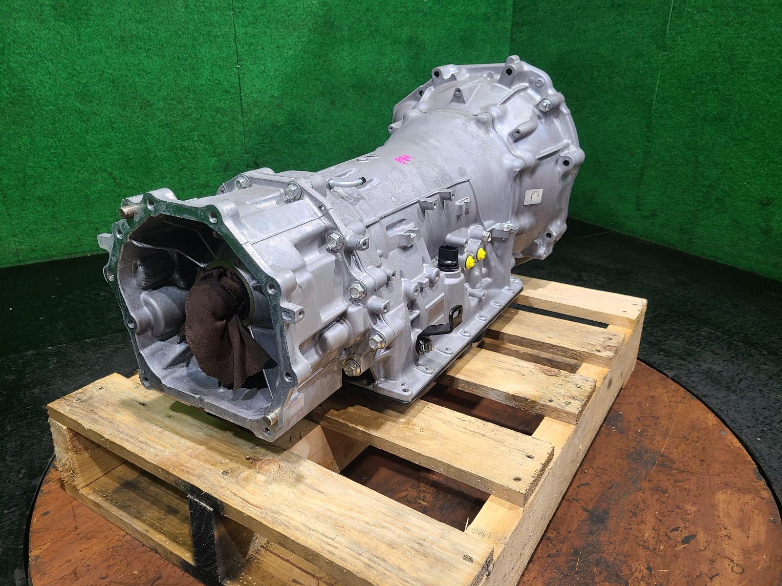 View Auto part Trans/Gearbox Nissan Navara 2021