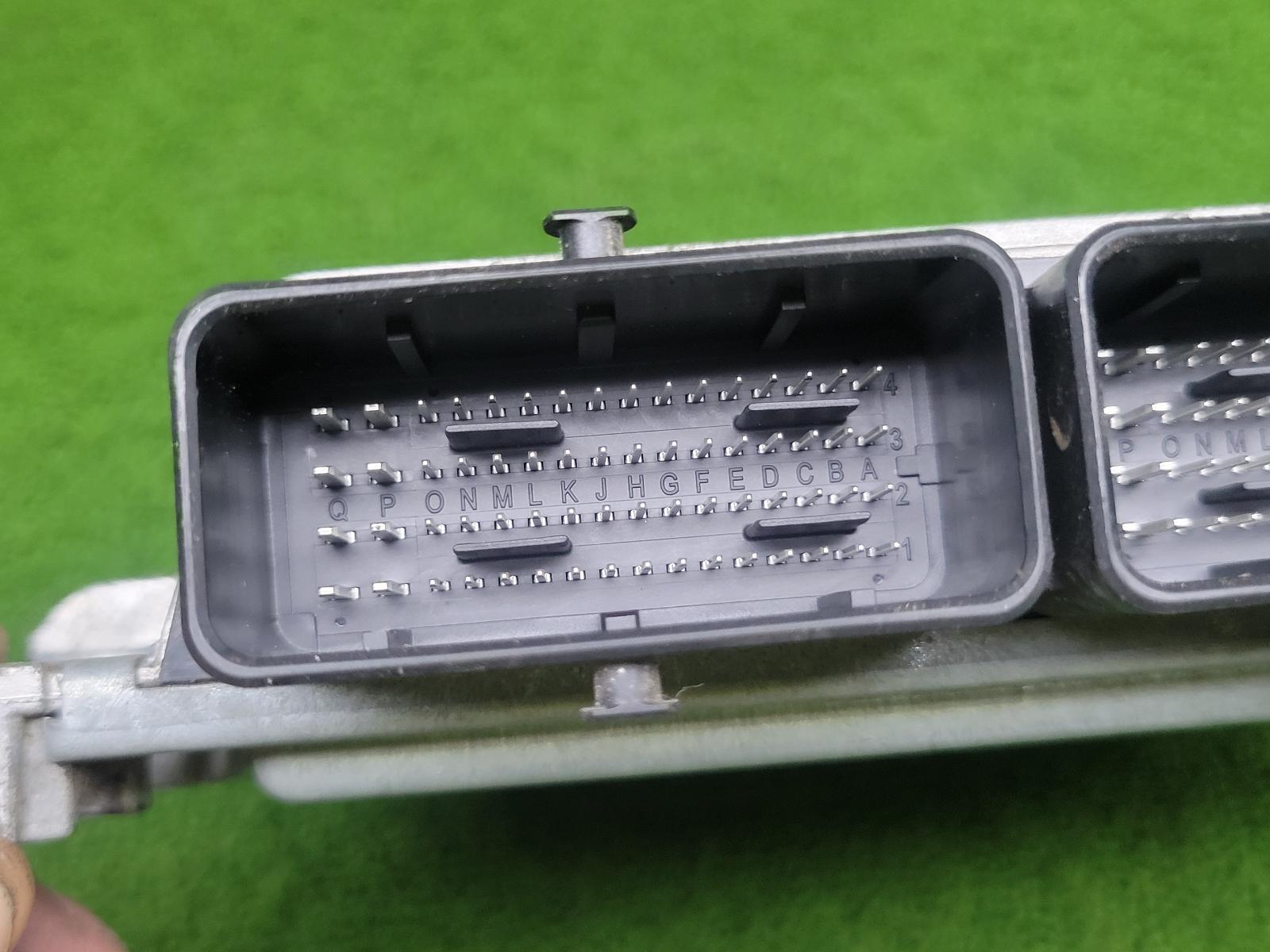 View Auto part Ecu Nissan Navara 2021