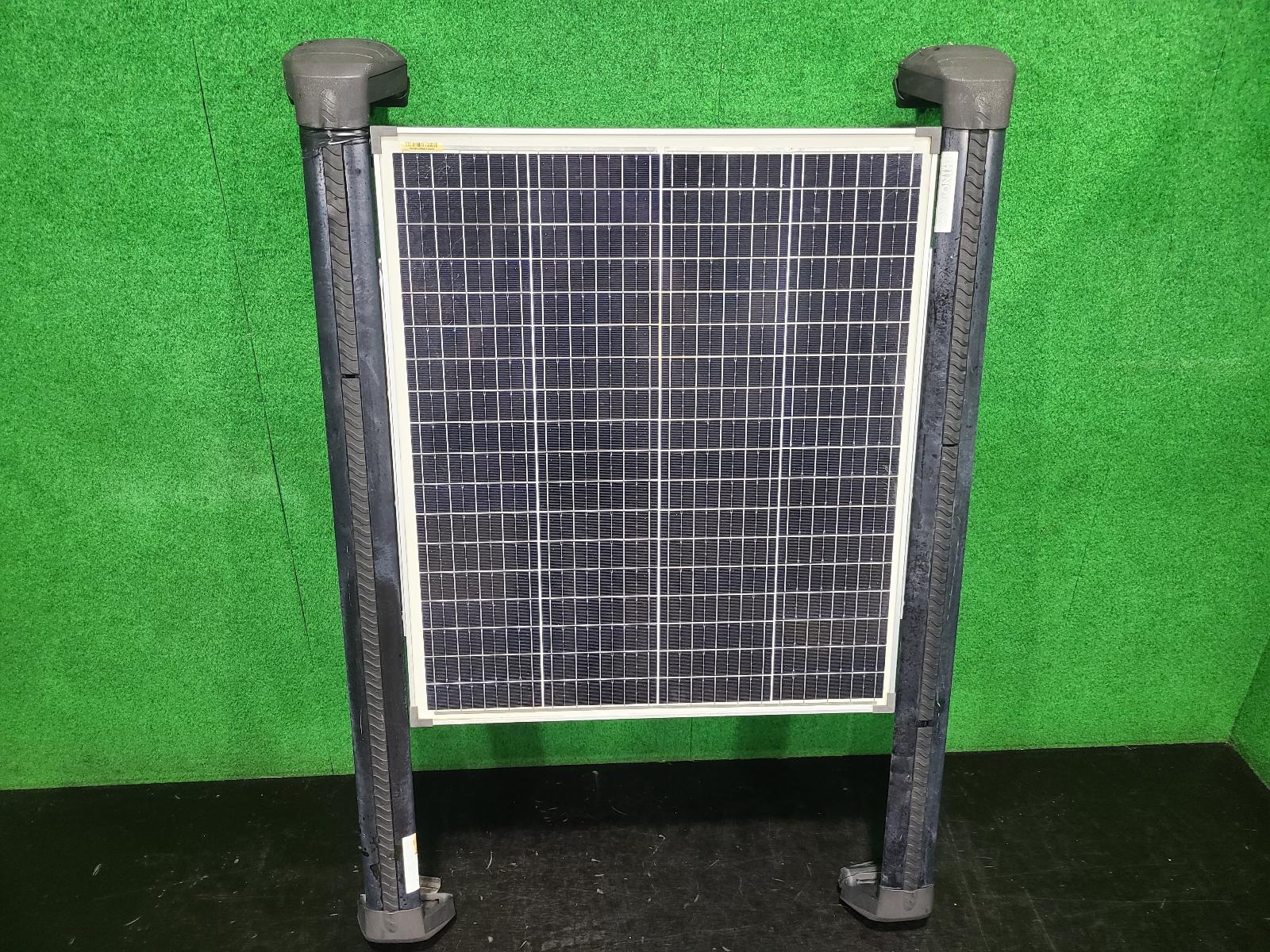 View Auto part Roof Rack/Bars Nissan Navara 2021