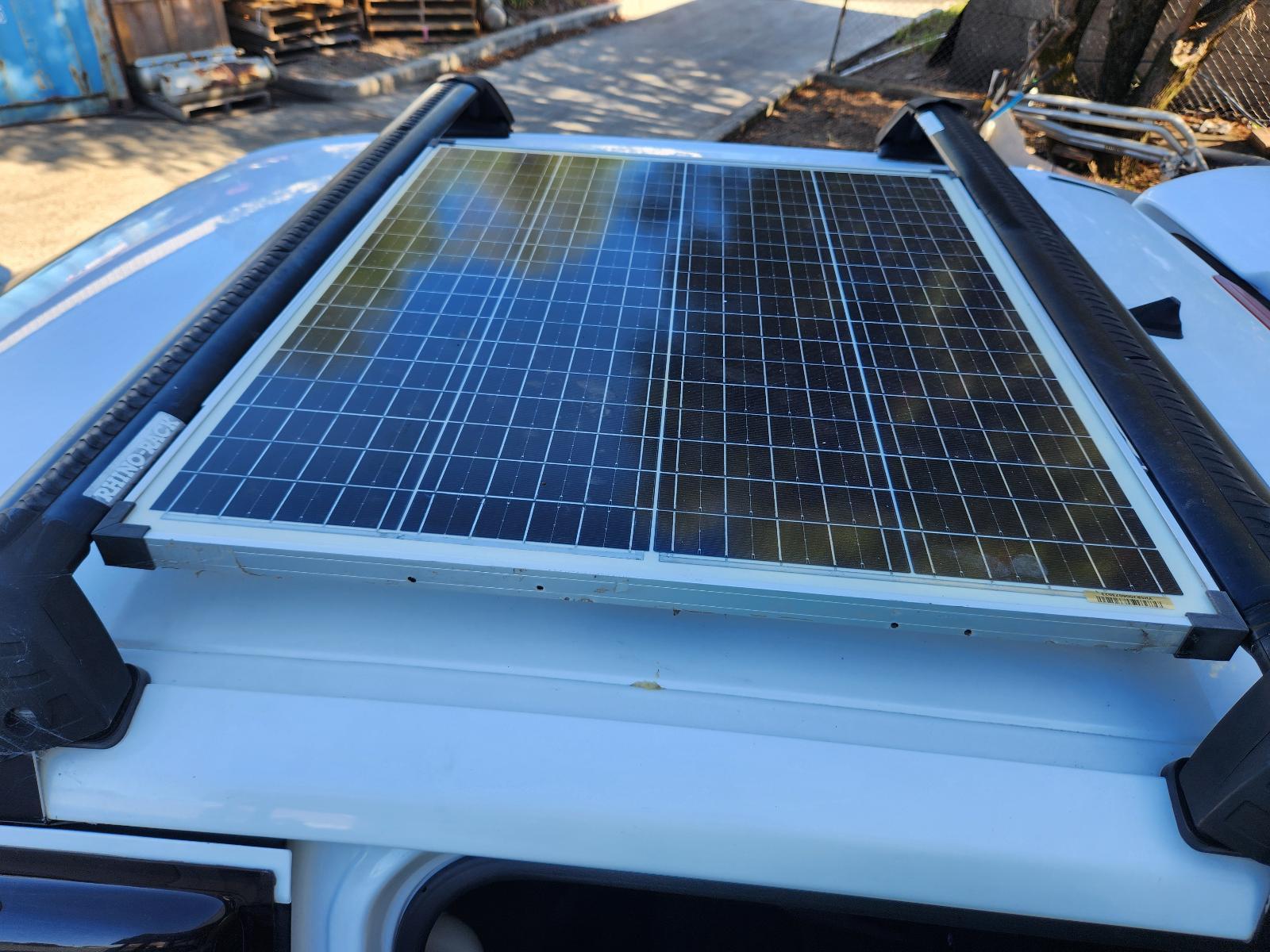 View Auto part Roof Rack/Bars Nissan Navara 2021