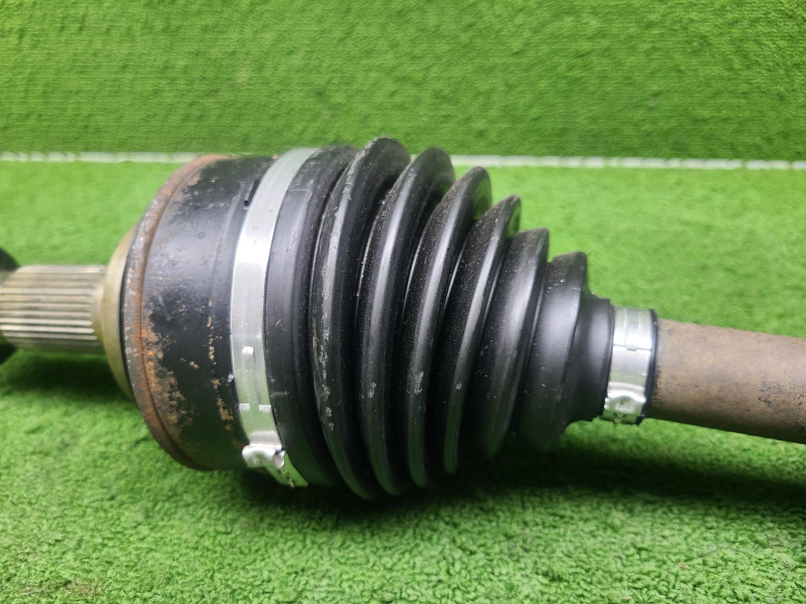 View Auto part Left Driveshaft Toyota Landcruiser 2007